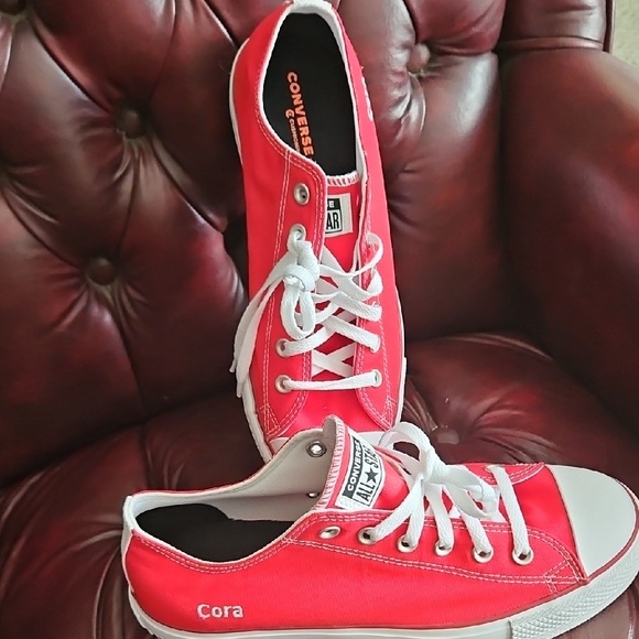 Converse Women's Red Canvas Lace-Up Sneakers - Picture 1 of 12